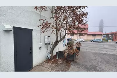 35 E Commercial Street, Willits, CA 95490 - Photo 14