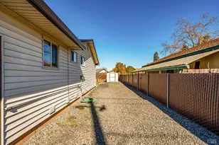 1477 Russell Ave, Santa Rosa, CA 95403 - Photo 36