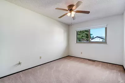 1477 Russell Avenue, Santa Rosa, CA 95403 - Photo 24