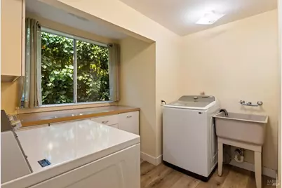 11145 E Highway 20, Clearlake Oaks, CA 95423 - Photo 18