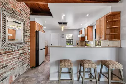 3990 Fairway Avenue, Oakland, CA 94605 - Photo 12