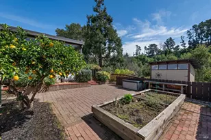 3990 Fairway Ave, Oakland, CA 94605 - Photo 30