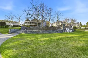 46 Mariners Cir, San Rafael, CA 94903 - Photo 44