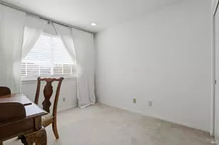 46 Mariners Cir, San Rafael, CA 94903 - Photo 26