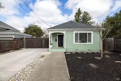 11 10th Street, Petaluma, CA 94952 - Photo 2