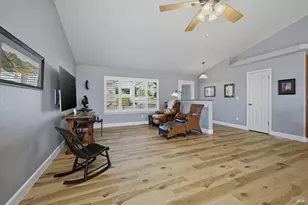 19093 Ravenhill Rd, Hidden Valley Lake, CA 95467 - Photo 8