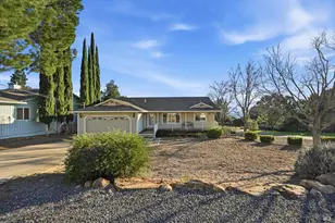 19093 Ravenhill Rd, Hidden Valley Lake, CA 95467 - Photo 2