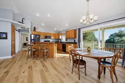 19093 Ravenhill Road, Hidden Valley Lake, CA 95467 - Photo 14