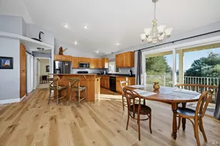 19093 Ravenhill Rd, Hidden Valley Lake, CA 95467 - Photo 14