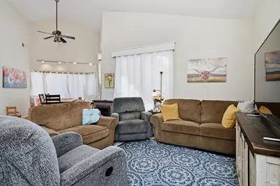 17905 Bunker Road, Hidden Valley Lake, CA 95467 - Photo 4