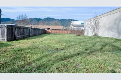 160 Thomas Street, Ukiah, CA 95482 - Photo 24