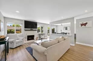 38 San Ramon Way, Novato, CA 94945 - Photo 4
