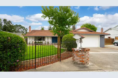 3 Miranda Court, Novato, CA 94947 - Photo 2