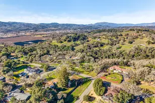 1790 Deerwood Dr, Ukiah, CA 95482 - Photo 4