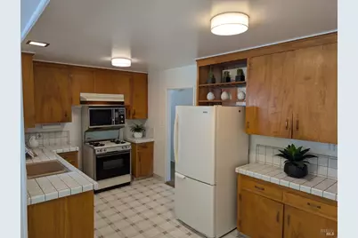 309 Oak Manor Drive, Fairfax, CA 94930 - Photo 10