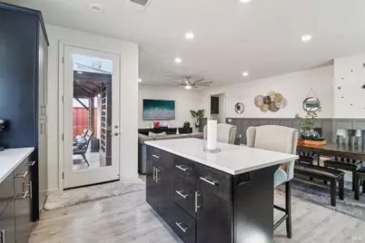 1606 Winterberry Lane, Rohnert Park, CA 94928 - Photo 14