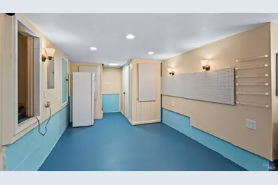 725 Valle Vista Avenue, Vallejo, CA 94590 - Photo 32