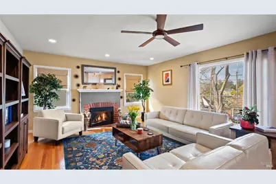 725 Valle Vista Avenue, Vallejo, CA 94590 - Photo 8