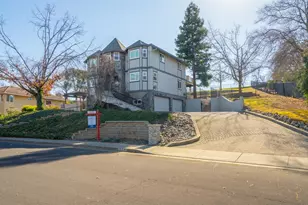 220 Hidden Valley Ln, Vacaville, CA 95688 - Photo 1