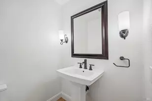 220 Hidden Valley Ln, Vacaville, CA 95688 - Photo 20