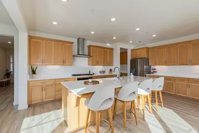 7448 Wendy Drive, Rohnert Park, CA 94928 - Photo 6