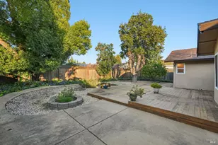 324 Woodside Cir, Vacaville, CA 95688 - Photo 30