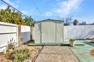 428 W F St, Dixon, CA 95620 - Photo 32