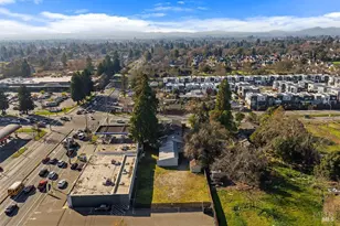 2050 Marlow Rd, Santa Rosa, CA 95403 - Photo 46