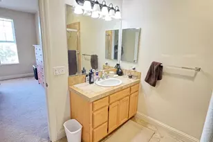 202 Johnson St, Windsor, CA 95492 - Photo 18