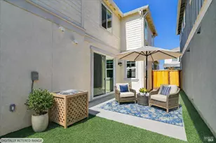 122 Flounder St, Suisun City, CA 94585 - Photo 18