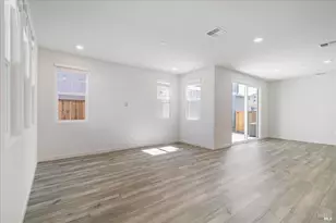 122 Flounder St, Suisun City, CA 94585 - Photo 4