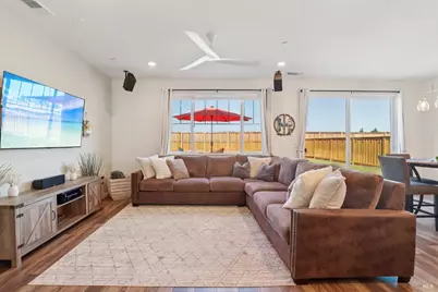 1500 Goldfield Court, Dixon, CA 95620 - Photo 4