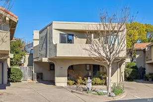 818 2nd St, Sonoma, CA 95476 - Photo 32