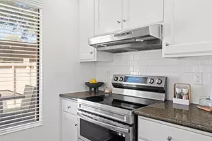 76 Dockside Cir, San Rafael, CA 94903 - Photo 8