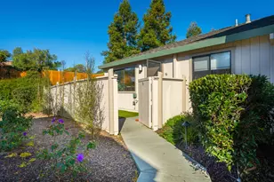 76 Dockside Cir, San Rafael, CA 94903 - Photo 2