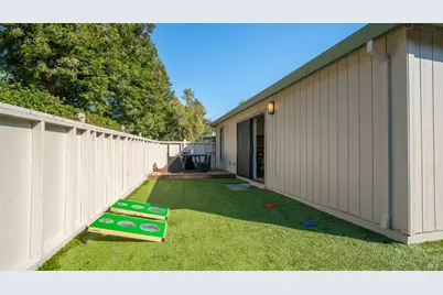 76 Dockside Circle, San Rafael, CA 94903 - Photo 18