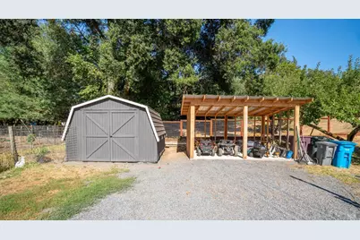 1550 Laguna Road, Santa Rosa, CA 95401 - Photo 14