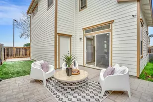 1030 Driftwood Dr, Suisun City, CA 94585 - Photo 30