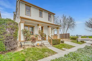 1030 Driftwood Dr, Suisun City, CA 94585 - Photo 2