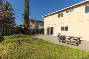 380 Claridge Ct, Vacaville, CA 95687 - Photo 36