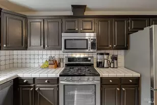 648 E J St, Benicia, CA 94510 - Photo 20