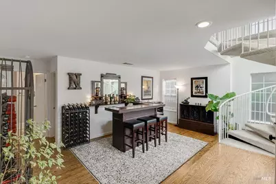 648 E J Street, Benicia, CA 94510 - Photo 4