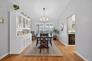 2071 Mount Olive Dr, Santa Rosa, CA 95404 - Photo 10