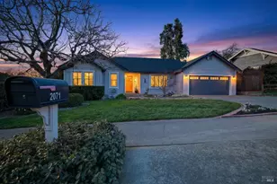 2071 Mount Olive Dr, Santa Rosa, CA 95404 - Photo 4