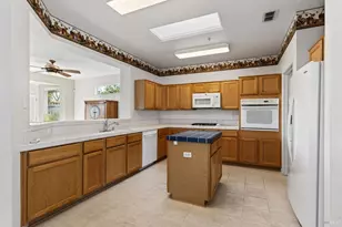 211 Red Mountain Dr, Cloverdale, CA 95425 - Photo 4