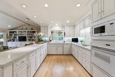 209 Kaanapali Drive, Napa, CA 94558 - Photo 8