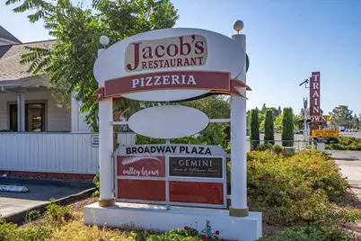 1260 Broadway, Sonoma, CA 95476 - Photo 24