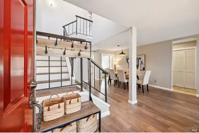 72 Flicker Drive, Novato, CA 94949 - Photo 2