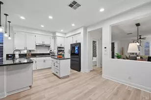 1366 Birdie Dr, Windsor, CA 95492 - Photo 4