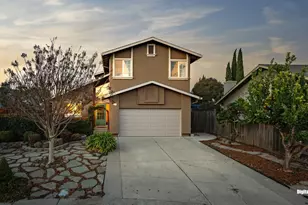 680 Vintage Ct, Fairfield, CA 94534 - Photo 2